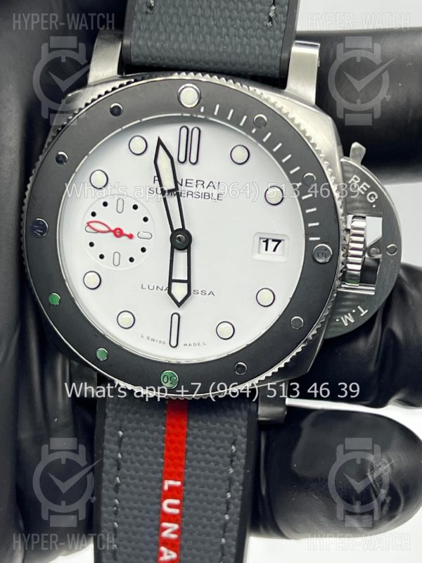 Товар Officine Panerai Luminor Submersible Luna Rossa PAM1579 Фото 7 - Officine Panerai Luminor Submersible Luna Rossa PAM1579