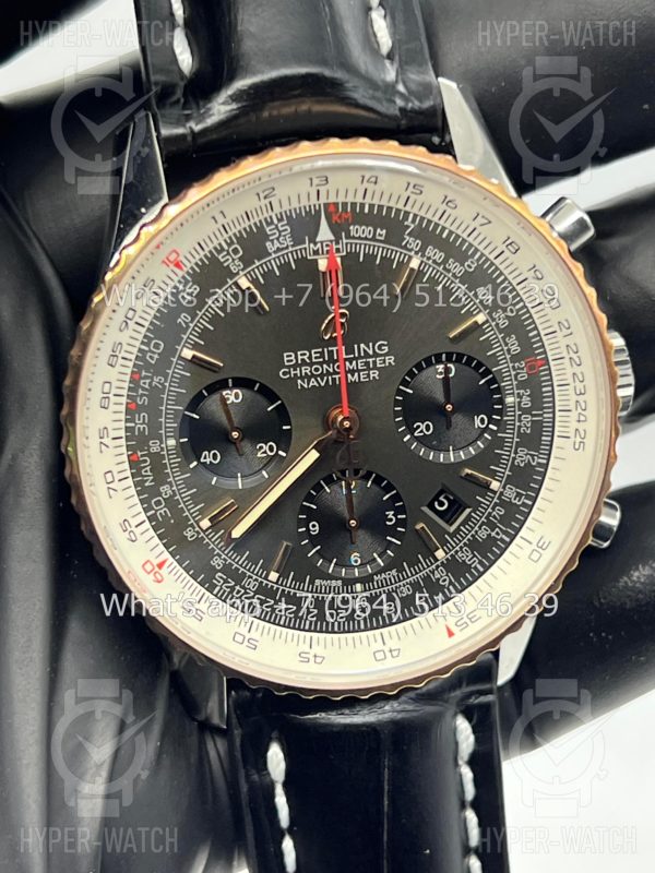 Фото 2 - Breitling Navitimer 43mm UB0121211F1P1