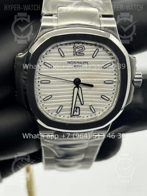 Товар Patek Philippe Nautilus 35mm 7118/1A-010 Steel Фото 3 - Patek Philippe Nautilus 35mm 7118/1A-010 Steel