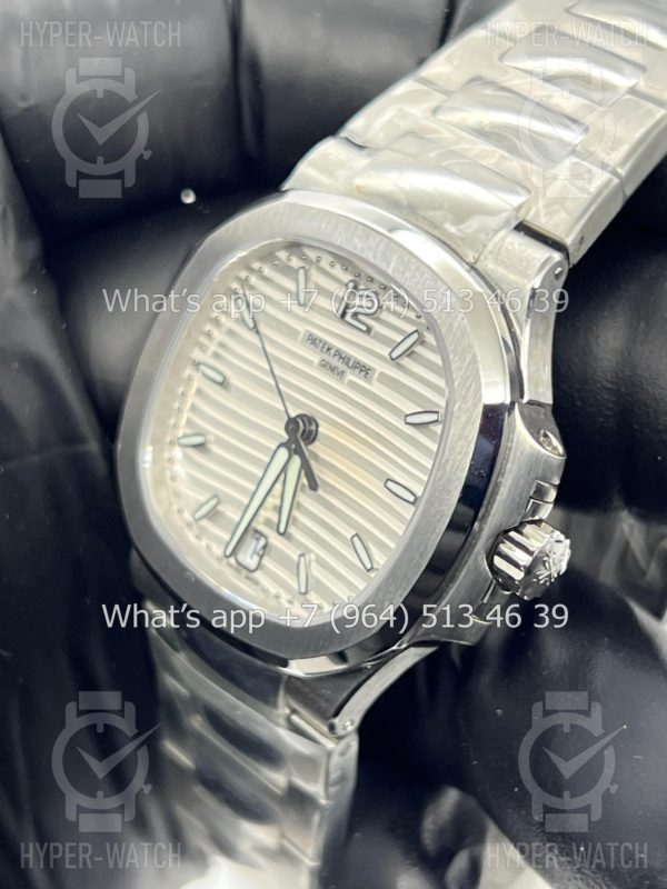 Товар Patek Philippe Nautilus 35mm 7118/1A-010 Steel Фото 6 - Patek Philippe Nautilus 35mm 7118/1A-010 Steel