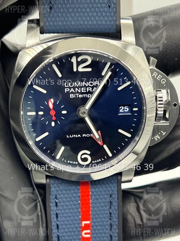 Фото 2 - Officine Panerai Luminor Luna Rossa PAM01404