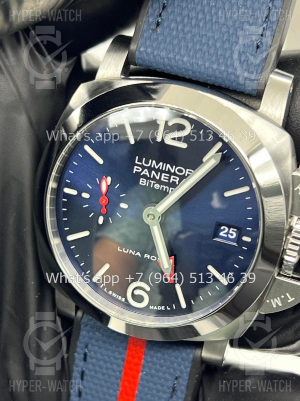 Фото 6 - Officine Panerai Luminor Luna Rossa PAM01404