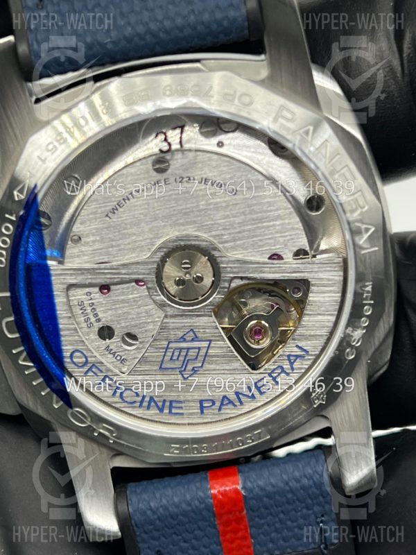 Фото 20 - Officine Panerai Luminor Luna Rossa PAM01404