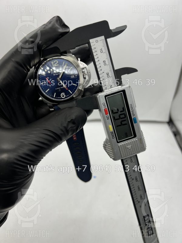 Фото 22 - Officine Panerai Luminor Luna Rossa PAM01404