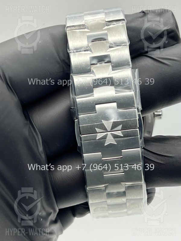 Товар Vacheron Constantin Overseas 41mm 4520V/210A-B126 Фото 15 - Vacheron Constantin Overseas 41mm 4520V/210A-B126