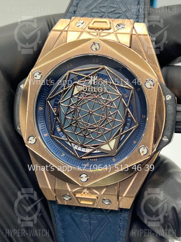 Товар Hublot Big Bang Sang Bleu 465.OS.7189.VR.1204.MXM19 Фото 3 - Hublot Big Bang Sang Bleu 465.OS.7189.VR.1204.MXM19