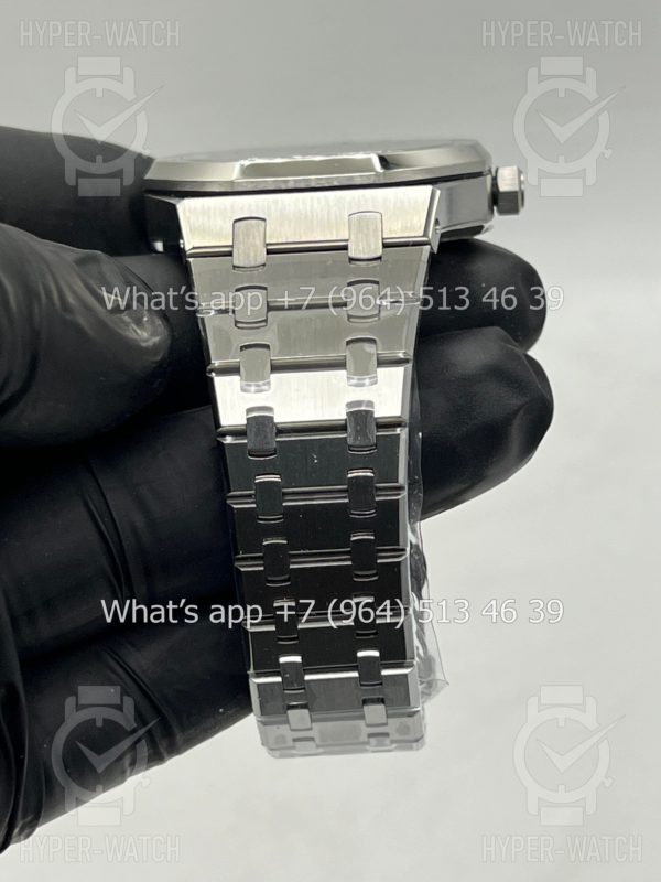 Товар Audemars Piguet Royal Oak 41mm 15500ST.OO.1220ST.01 Blue Steel Фото 10 - Audemars Piguet Royal Oak 41mm 15500ST.OO.1220ST.01 Blue Steel