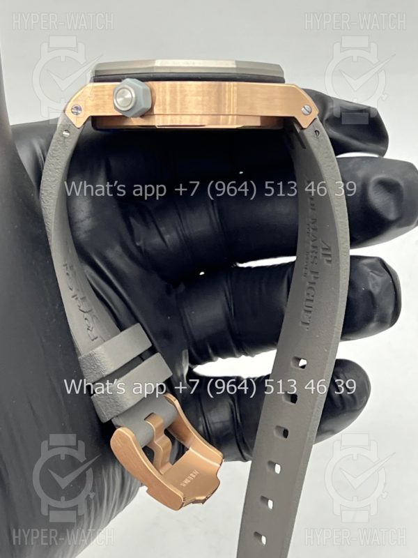 Товар Audemars Piguet Royal Oak Offshore Diver 15711OI.OO.A006CA.01 Фото 11 - Audemars Piguet Royal Oak Offshore Diver 15711OI.OO.A006CA.01