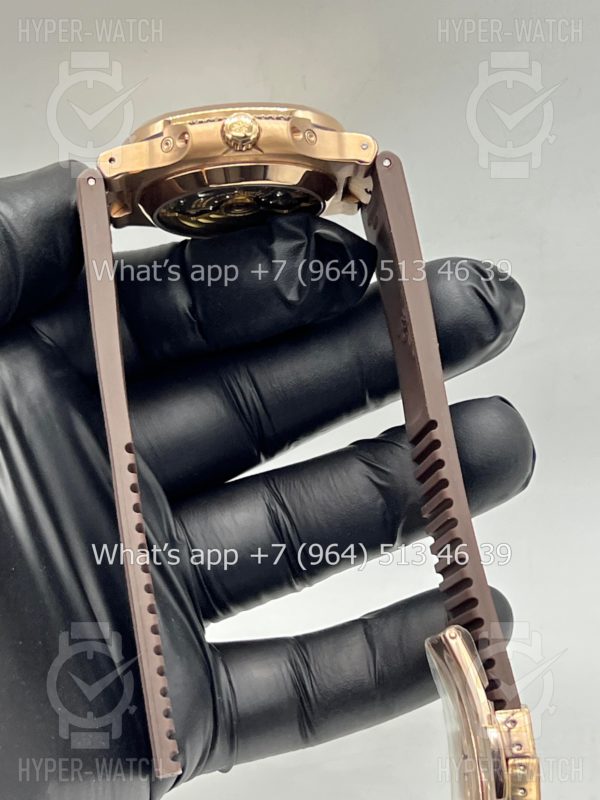 Фото 16 - Patek Philippe Nautilus 40mm Engraved Art 8879