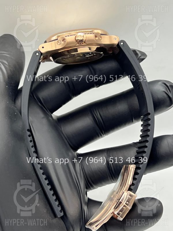 Фото 16 - Patek Philippe Nautilus 40mm Engraved Art 8880