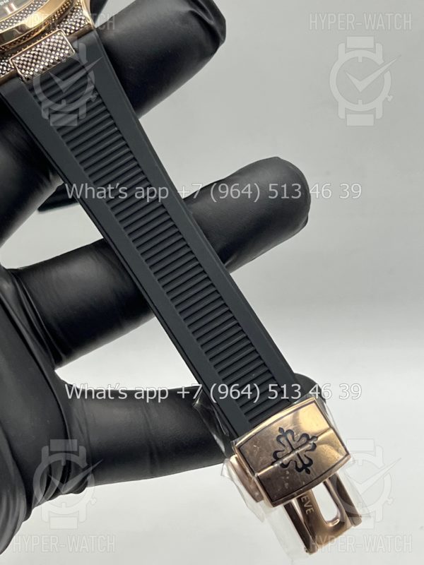 Фото 13 - Patek Philippe Nautilus 40mm Engraved Art 8881