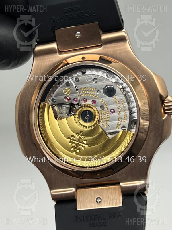 Фото 21 - Patek Philippe Nautilus 40mm Engraved Art 8881