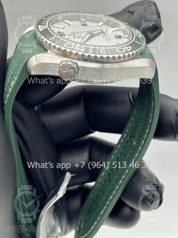 Фото 15 - Omega Seamaster Planet Ocean 600M 215.32.44.21.06.001