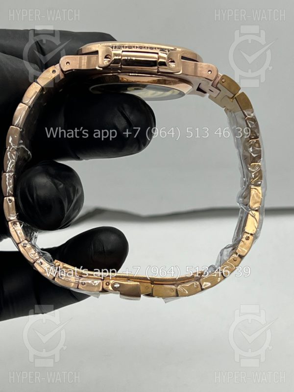 Фото 12 - Patek Philippe Nautilus 44mm Engraved Art 9096