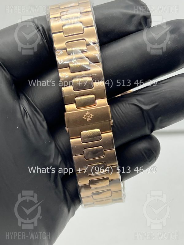 Фото 13 - Patek Philippe Nautilus 44mm Engraved Art 9096