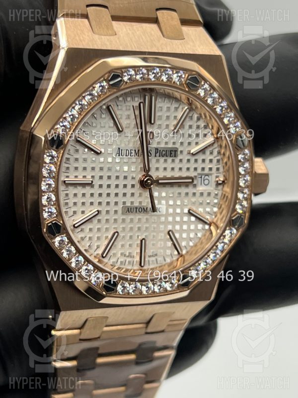 Фото 4 - Audemars Piguet Royal Oak 37mm 15451OR.ZZ.1256OR.01