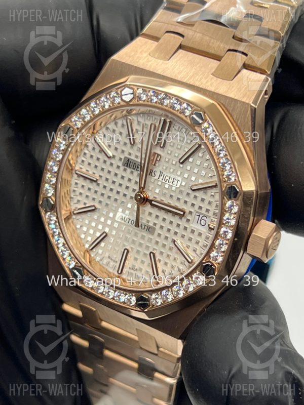 Фото 5 - Audemars Piguet Royal Oak 37mm 15451OR.ZZ.1256OR.01