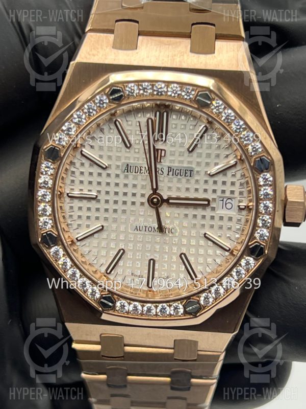 Фото 6 - Audemars Piguet Royal Oak 37mm 15451OR.ZZ.1256OR.01