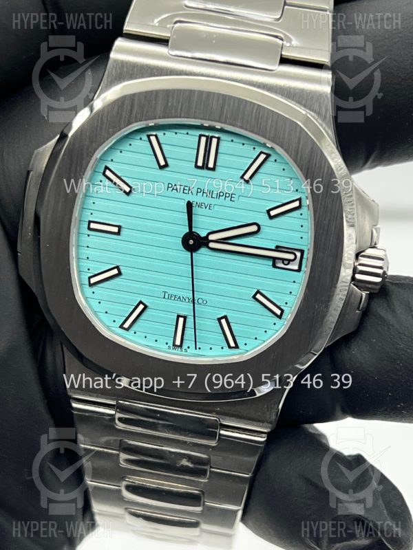Товар Patek Philippe Nautilus 40mm 5711/1A-018 Tiffany&Co Steel Blue Фото 2 - Patek Philippe Nautilus 40mm 5711/1A-018 Tiffany&Co Steel Blue