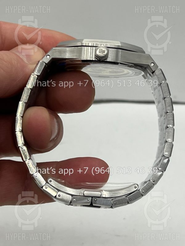 Товар Audemars Piguet Royal Oak 41mm 15500ST Steel Kaws Фото 6 - Audemars Piguet Royal Oak 41mm 15500ST Steel Kaws