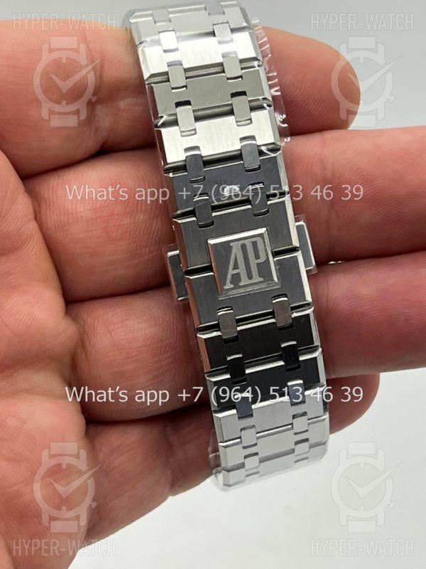 Товар Audemars Piguet Royal Oak 41mm 15500ST Steel Kaws Фото 9 - Audemars Piguet Royal Oak 41mm 15500ST Steel Kaws