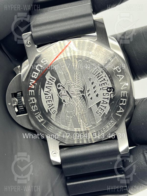 Товар Officine Panerai Luminor Submersible PAM01323 Фото 16 - Officine Panerai Luminor Submersible PAM01323