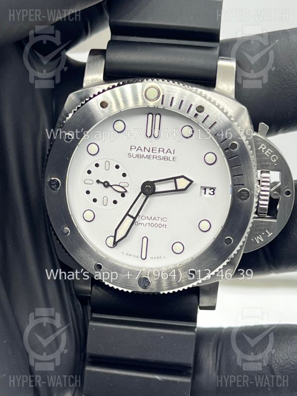 Товар Officine Panerai Luminor Submersible PAM01223 Фото 8 - Officine Panerai Luminor Submersible PAM01223
