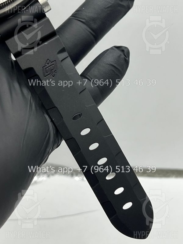 Товар Officine Panerai Luminor Submersible PAM01223 Фото 9 - Officine Panerai Luminor Submersible PAM01223