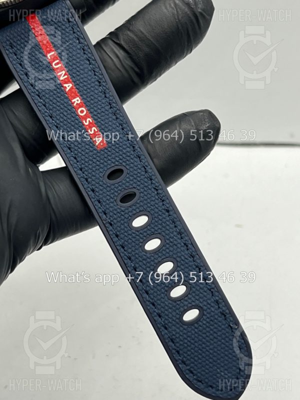 Товар Officine Panerai Luminor Submersible Luna Rossa PAM01466 Фото 9 - Officine Panerai Luminor Submersible Luna Rossa PAM01466