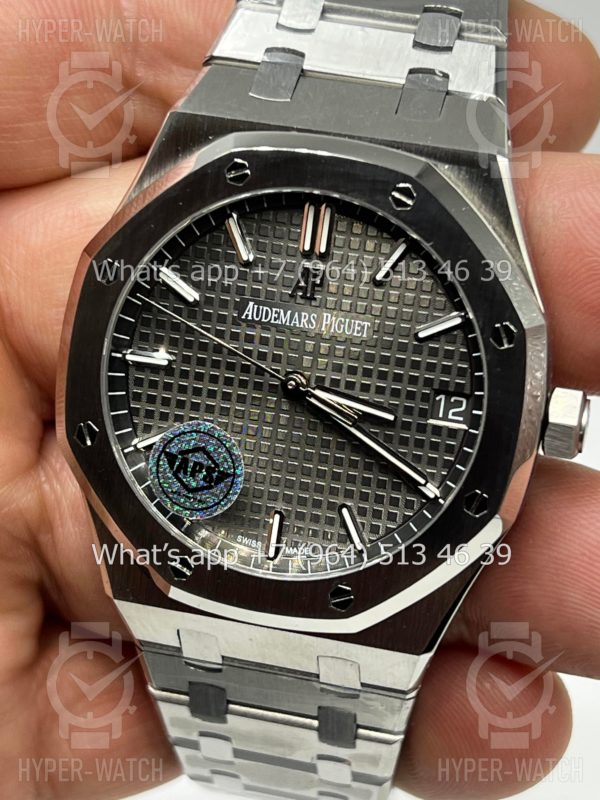 Фото 2 - Audemars Piguet Royal Oak 41mm 15500ST.OO.1220ST.02 APS Steel