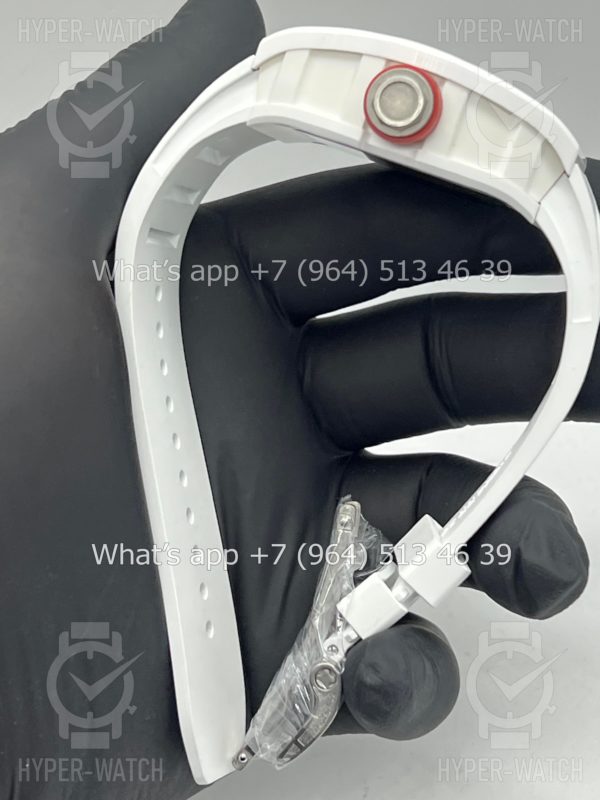 Товар Richard Mille RM 055 White Red Art 9720 Фото 14 - Richard Mille RM 055 White Red Art 9720