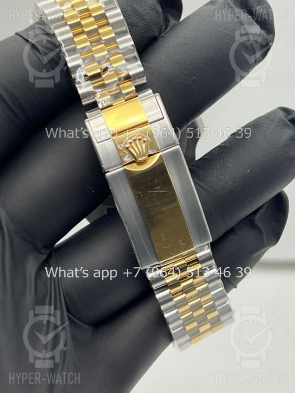Фото 10 - Rolex GMT Master II 40mm 126713grnr-0001 Steel