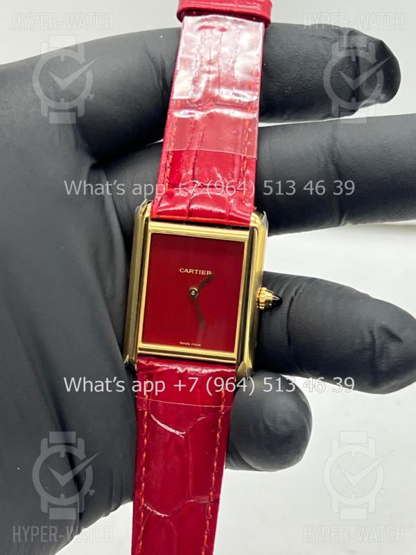 Фото 10 - Cartier Tank 25,5mm WGTA0190