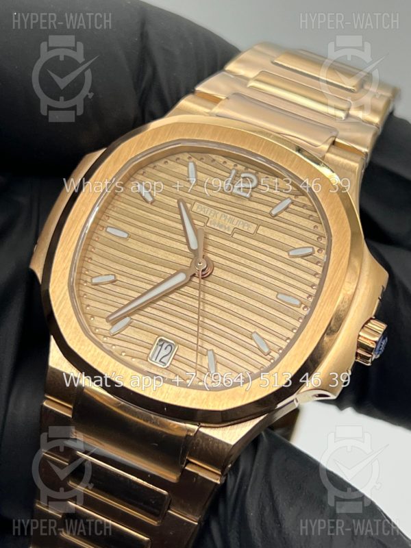 Товар Patek Philippe Nautilus 35mm 7118/1R-010 Steel Фото 3 - Patek Philippe Nautilus 35mm 7118/1R-010 Steel