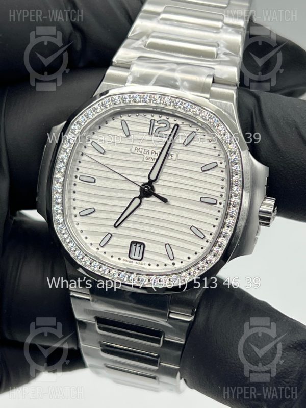 Товар Patek Philippe Nautilus 35mm 7118/1200A-010 Steel Фото 7 - Patek Philippe Nautilus 35mm 7118/1200A-010 Steel
