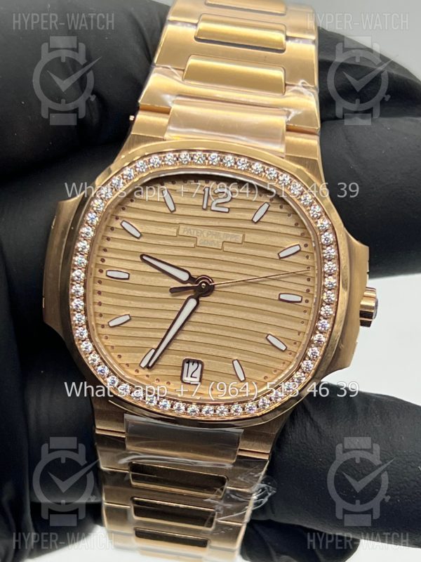 Фото 2 - Patek Philippe Nautilus 35mm 7118/1200R-010 Diamond