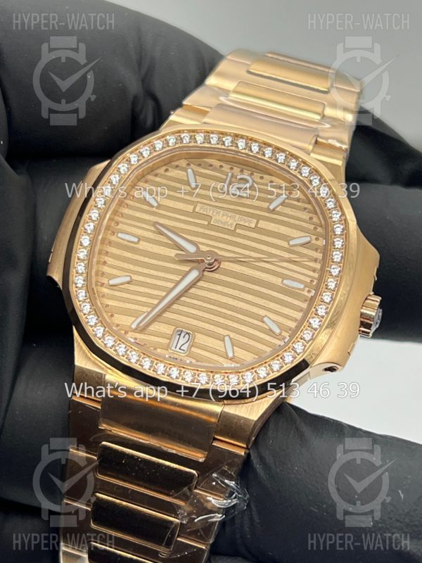 Фото 4 - Patek Philippe Nautilus 35mm 7118/1200R-010 Diamond