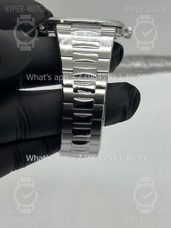 Товар Patek Philippe Nautilus 40mm 5713/1G-001 Фото 8 - Patek Philippe Nautilus 40mm 5713/1G-001