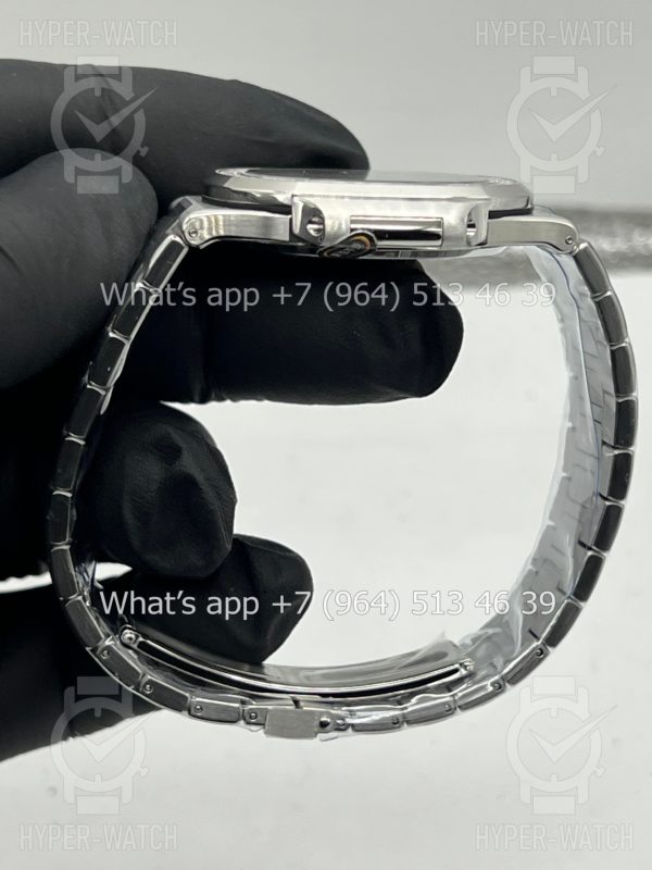 Товар Patek Philippe Nautilus 40mm 5713/1G-001 Фото 11 - Patek Philippe Nautilus 40mm 5713/1G-001