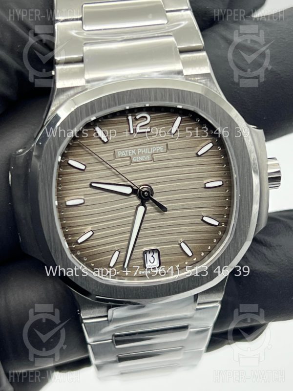 Товар Patek Philippe Nautilus 35mm 7118/1A-011 Steel Фото 5 - Patek Philippe Nautilus 35mm 7118/1A-011 Steel