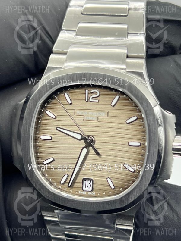 Товар Patek Philippe Nautilus 35mm 7118/1A-011 Steel Фото 6 - Patek Philippe Nautilus 35mm 7118/1A-011 Steel