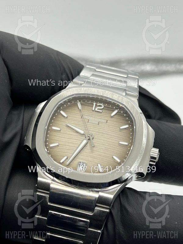 Товар Patek Philippe Nautilus 35mm 7118/1A-011 Steel Фото 8 - Patek Philippe Nautilus 35mm 7118/1A-011 Steel