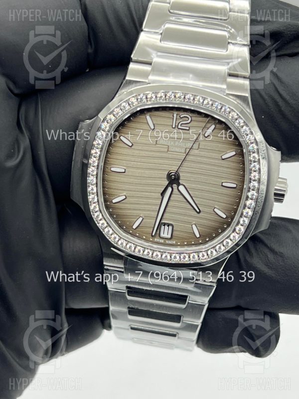 Фото 7 - Patek Philippe Nautilus 35mm 7118/1200A-011 Diamond