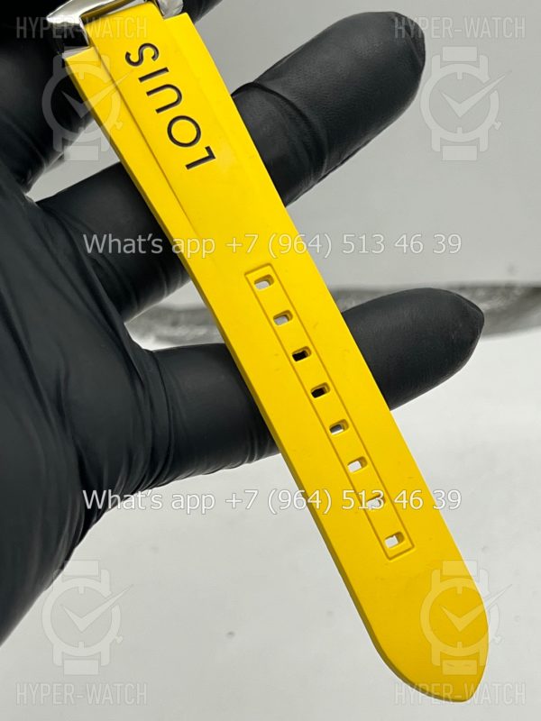 Товар Louis Vuitton Tambour Diver 44mm QA122A Yellow Фото 7 - Louis Vuitton Tambour Diver 44mm QA122A Yellow