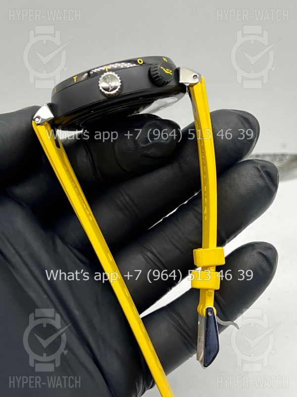 Товар Louis Vuitton Tambour Diver 44mm QA122A Yellow Фото 10 - Louis Vuitton Tambour Diver 44mm QA122A Yellow
