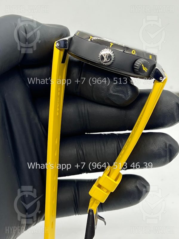 Товар Louis Vuitton Tambour Diver 44mm QA122A Yellow Фото 11 - Louis Vuitton Tambour Diver 44mm QA122A Yellow