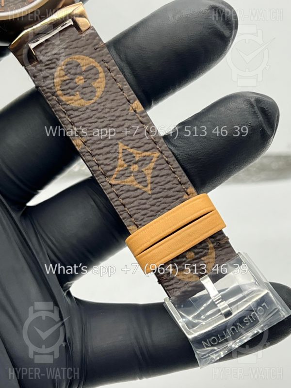 Фото 10 - Louis Vuitton Tambour Monogram 34mm QBB166