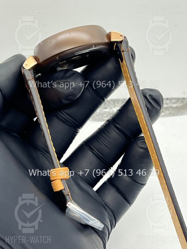 Фото 12 - Louis Vuitton Tambour Monogram 34mm QBB166
