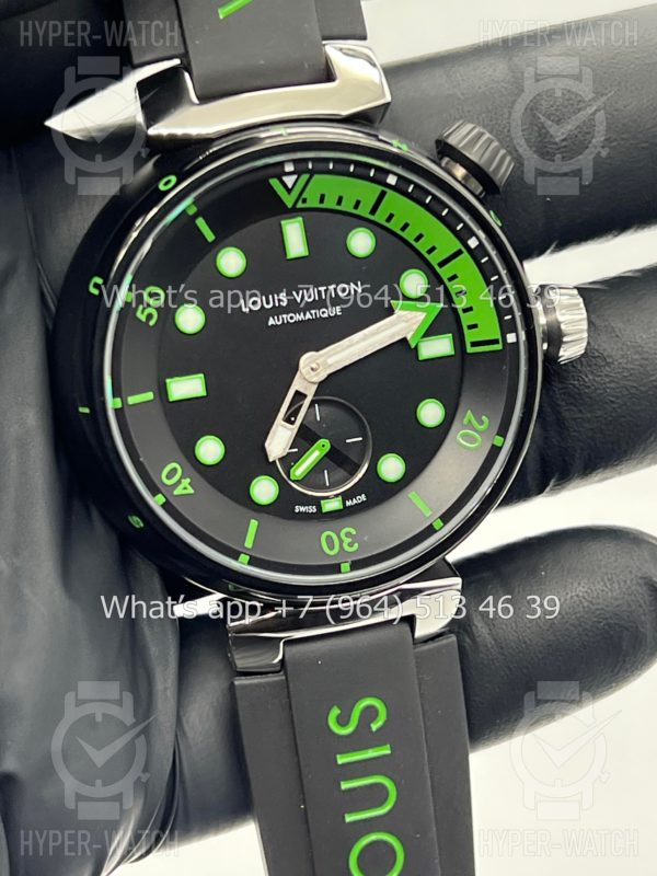 Товар Louis Vuitton Tambour Diver 44mm Green Фото 3 - Louis Vuitton Tambour Diver 44mm Green