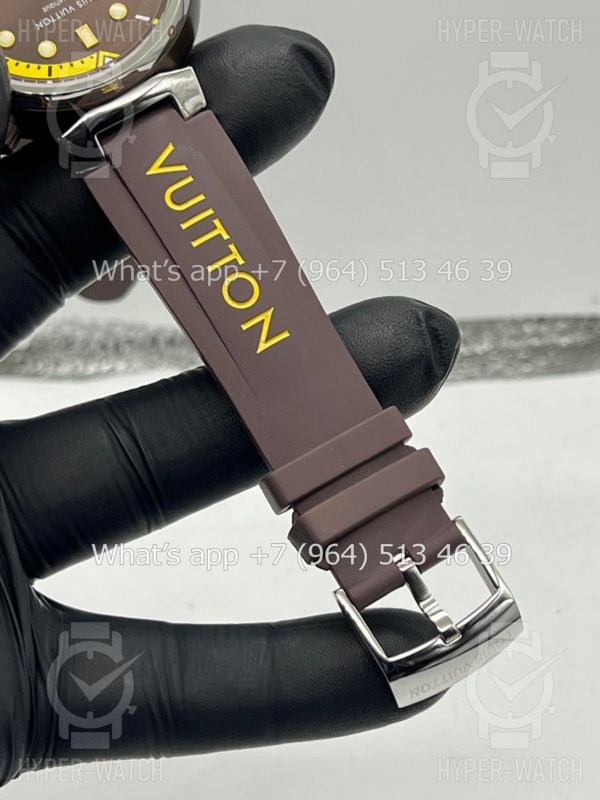 Товар Louis Vuitton Tambour Diver 44mm Brown Фото 10 - Louis Vuitton Tambour Diver 44mm Brown